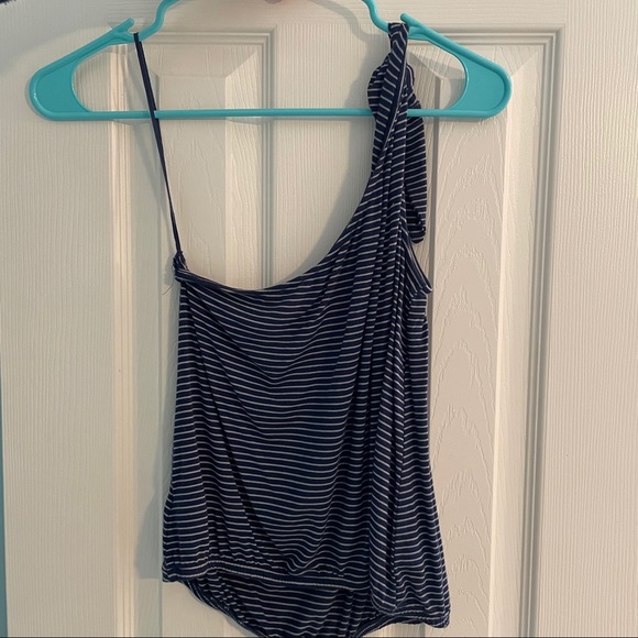 American Eagle One Shoulder Shirt - Picture 2 of 3